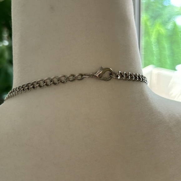 Drippin in silver fashion necklace Brand New 43” - Picture 5 of 6